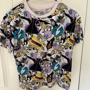 Colorful disney villans shirt size extra small